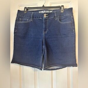 Hydraulic Jean shorts